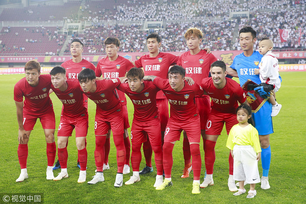 球队完成了 球队完成了