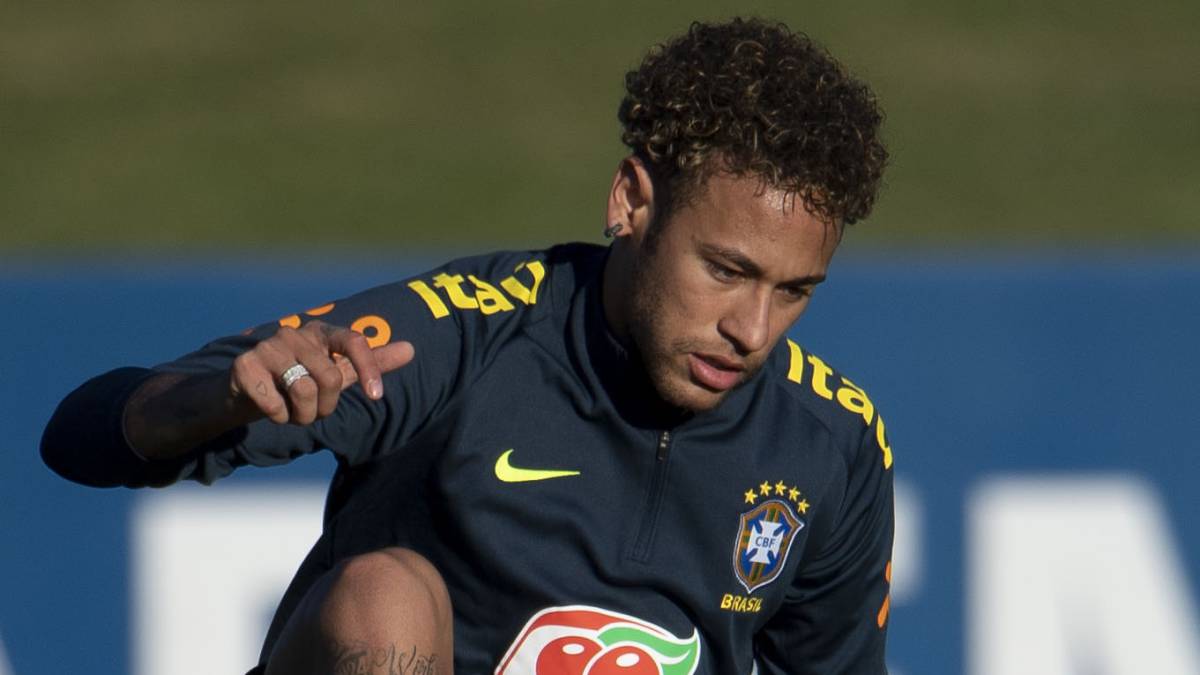 他的两个儿 他的两个儿