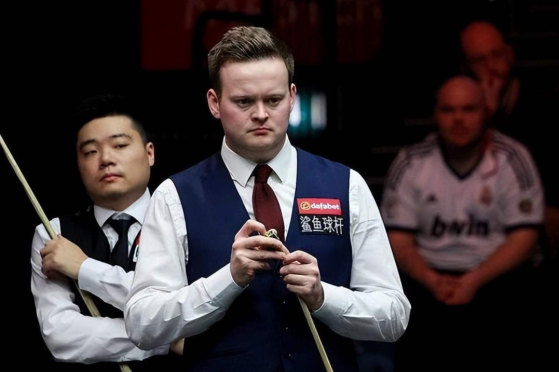 表现出色 表现出色